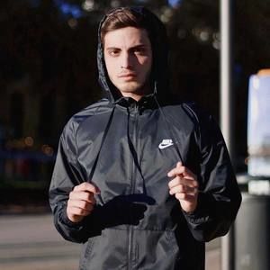 Meet your Posher, Rafael